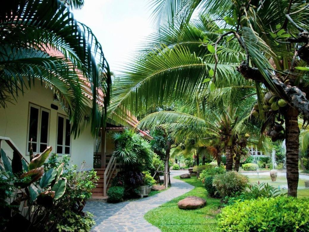 Tonwa Resort Hotel Khon Kaen Exterior foto