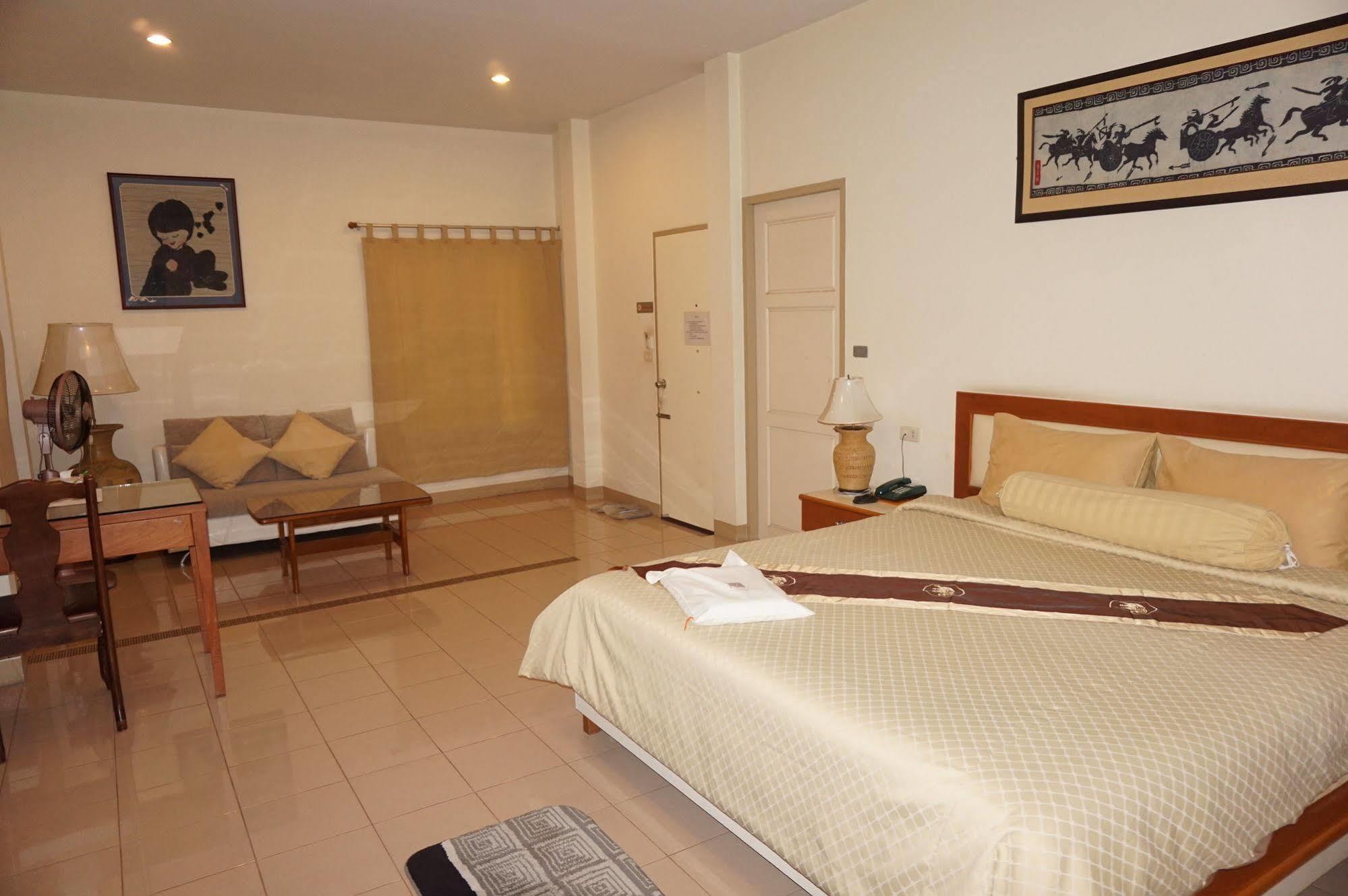 Tonwa Resort Hotel Khon Kaen Exterior foto